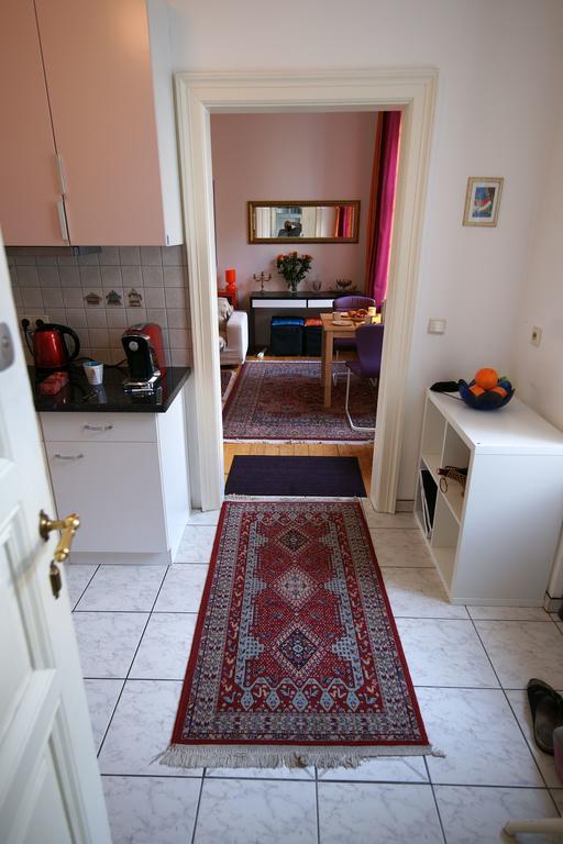 Gemuetliche Wohnung Nahe Zentrum Wina Bagian luar foto