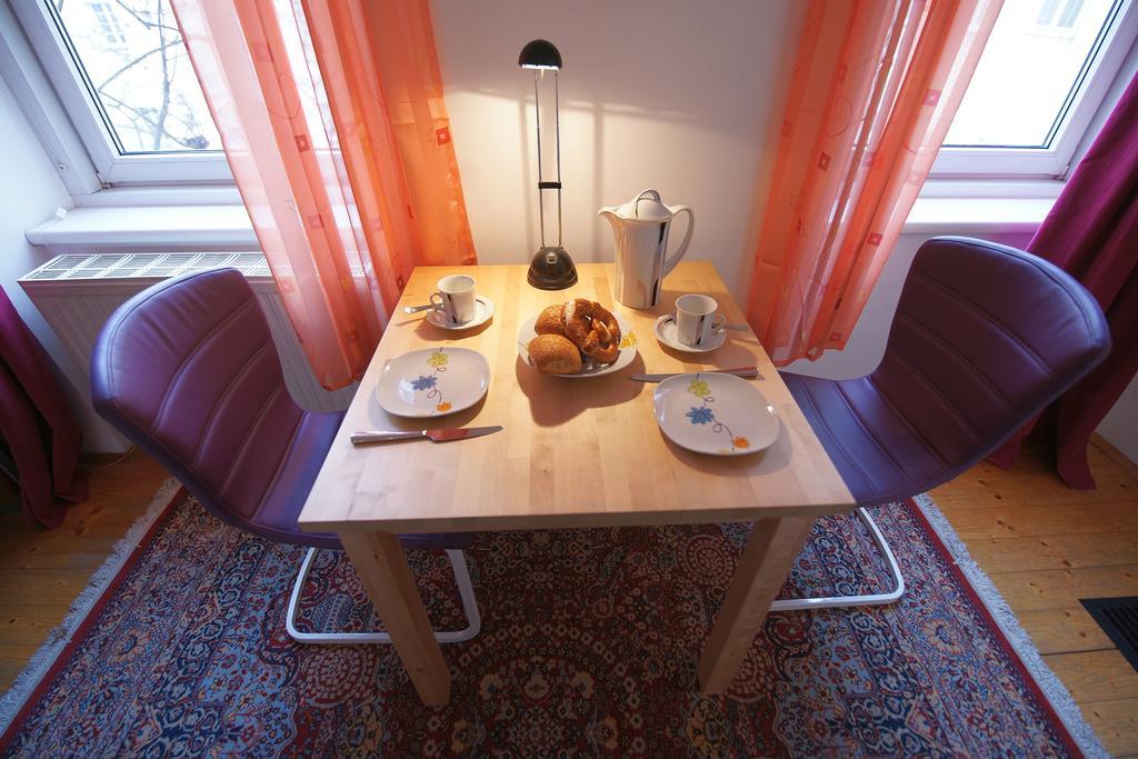 Gemuetliche Wohnung Nahe Zentrum Wina Bagian luar foto